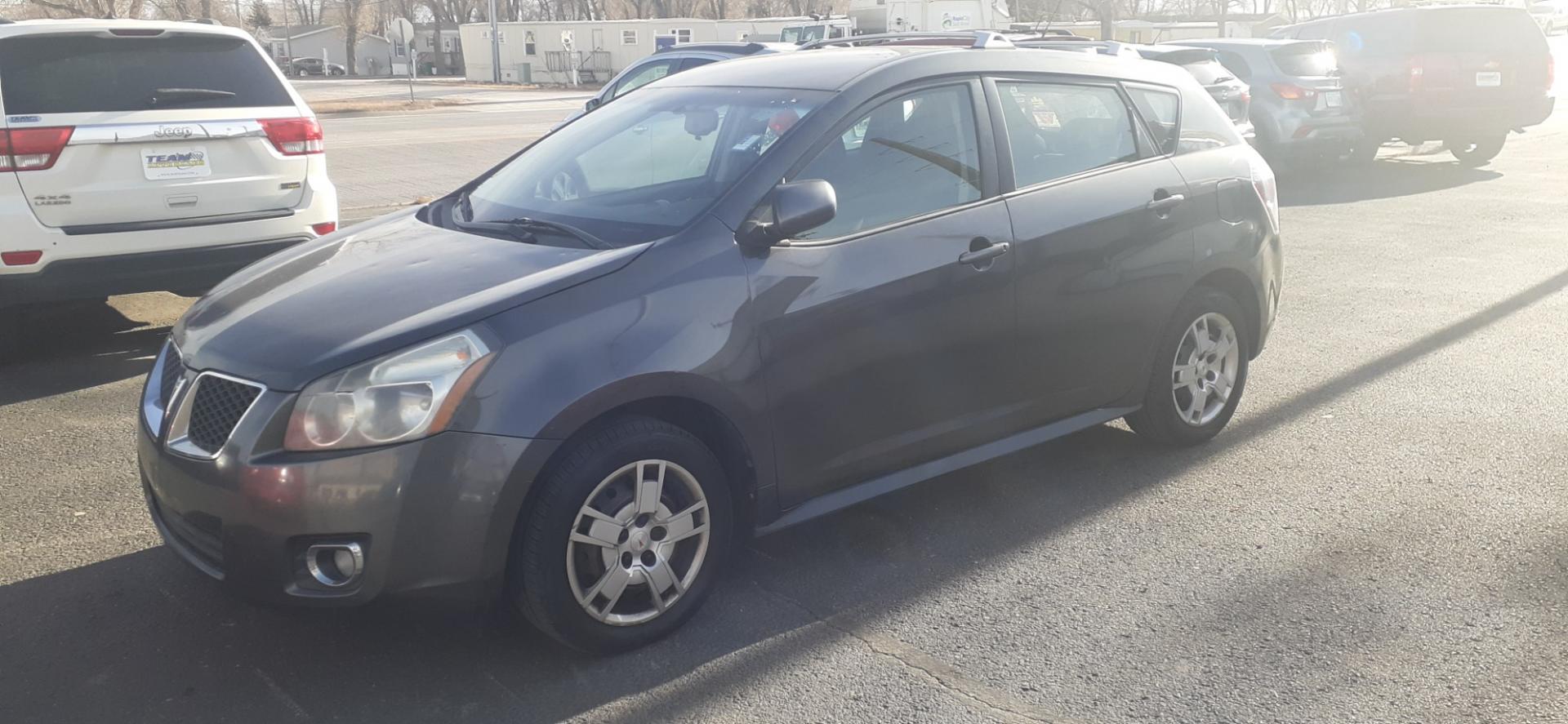 2010 Pontiac Vibe AWD (5Y2SM6E01AZ) with an 2.4L L4 DOHC 16V engine, 4-Speed Automatic transmission, located at 2015 Cambell Street, Rapid City, SD, 57701, (605) 342-8326, 44.066433, -103.191772 - CARFAX AVAILABLE - Photo#1